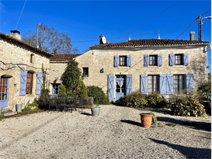 propriete à la vente -   17510  NERE, surface 511 m2 vente propriete - UBI476680859
